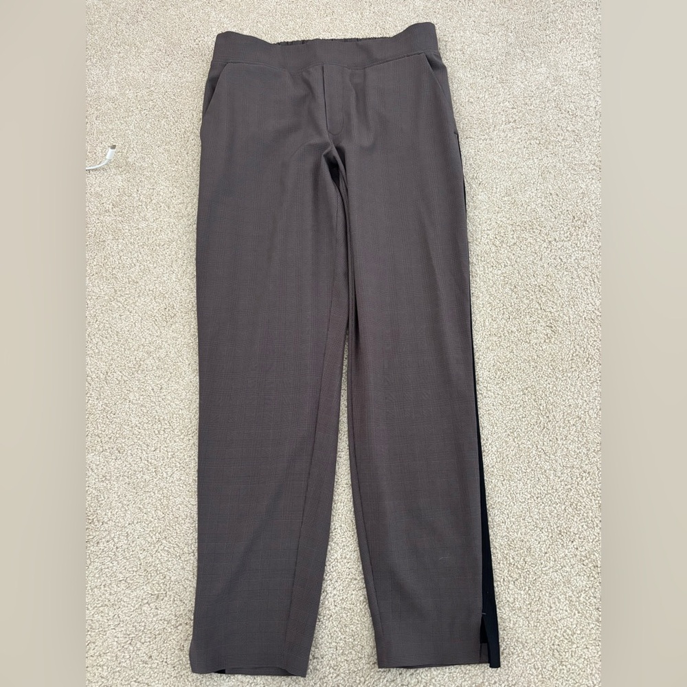 Women’s athleta Brooklyn ankle pants trouser 6. Business casual, comfy
